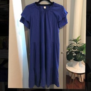 Blue dress with ruffle sleeve